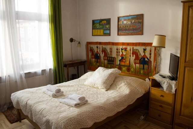 Отели типа «постель и завтрак» Bed & Breakfast Kolory Краков-43